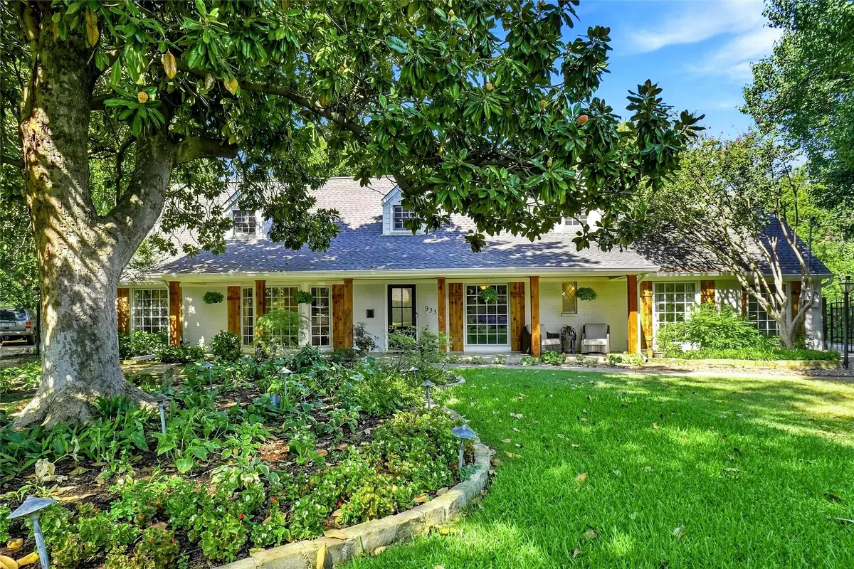 933 Blue Lake Circle, Richardson, TX 75080 - #1