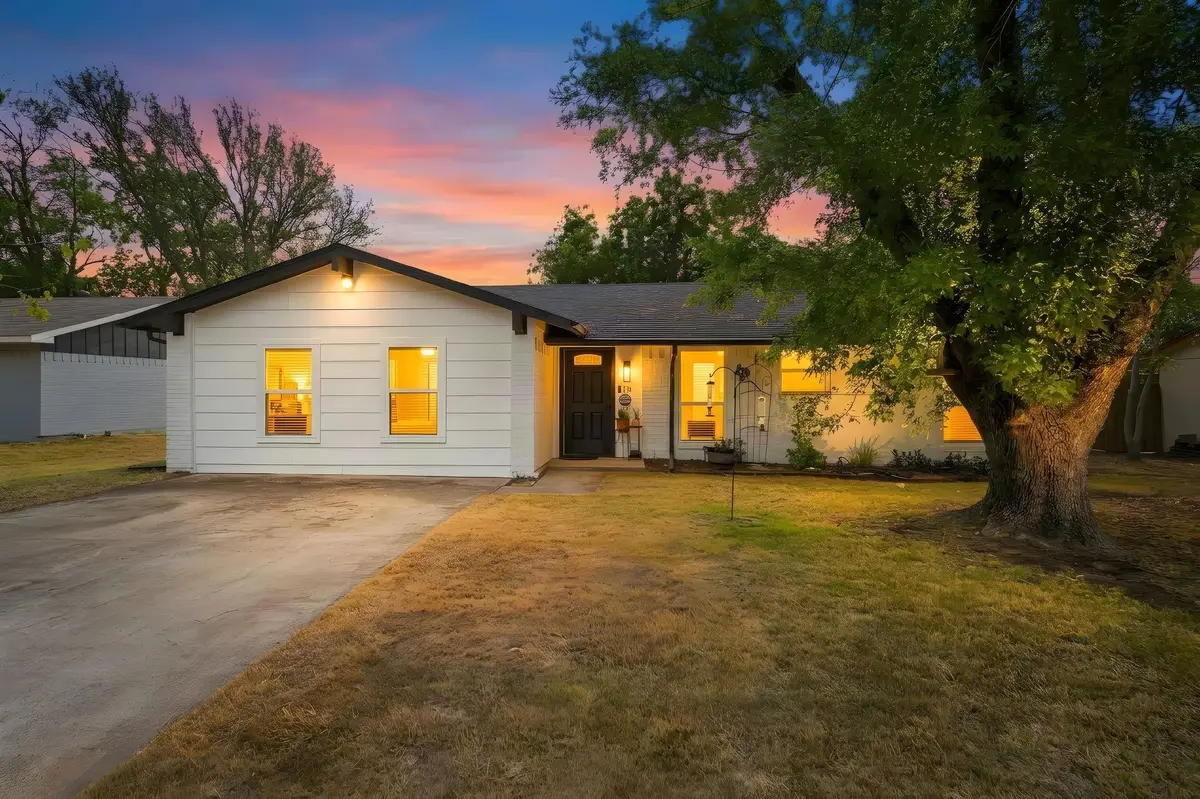 310 Bellaire Drive, Denton, TX 76209 - #1