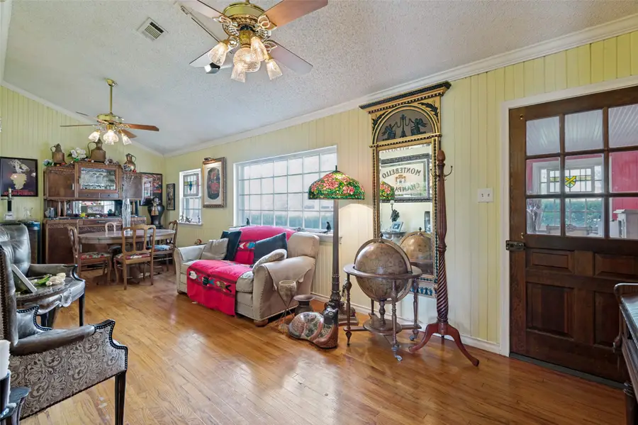 112 W Ireland Drive, Irving, TX 75062 - #3
