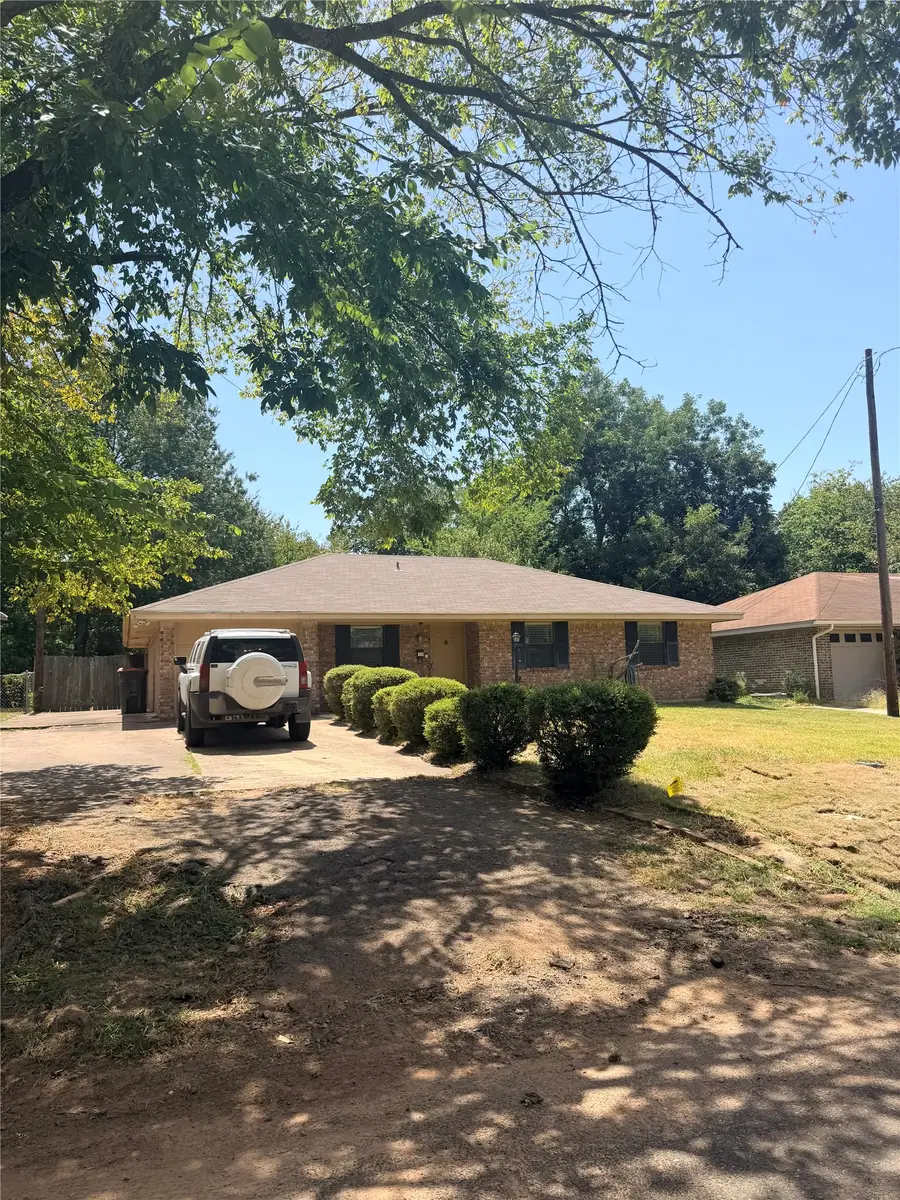 2125 Graham Street, Paris, TX 75460 - #2