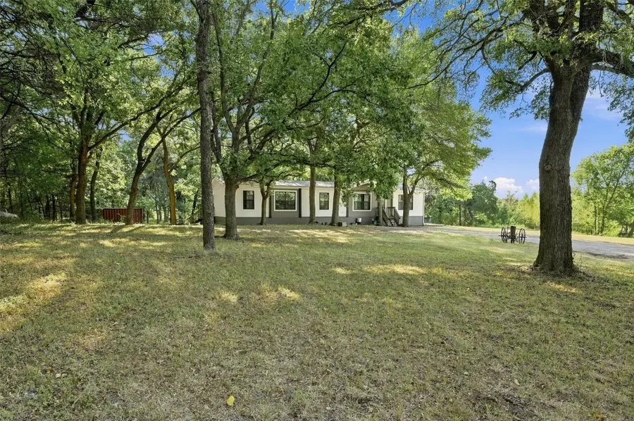 274 N Washburn Road, Bells, TX 75414 - #2