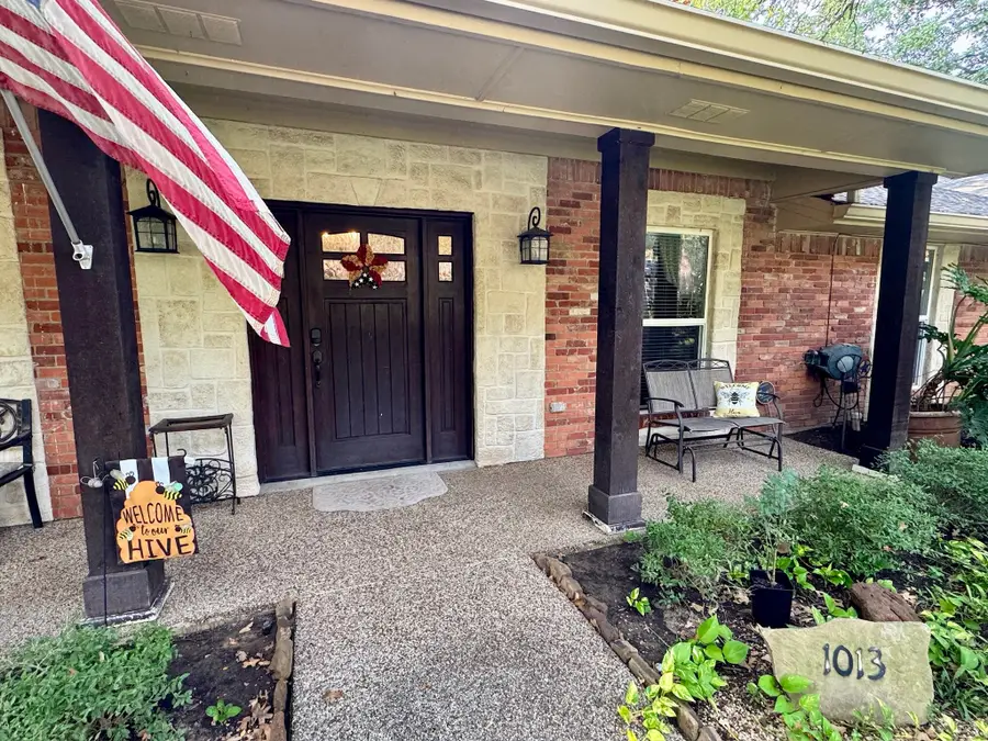 1013 Overhill Drive, Bedford, TX 76022 - #2
