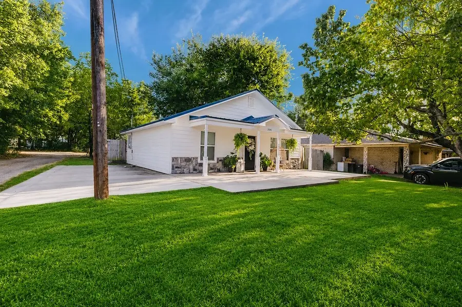 304 Jarbo Street, Sulphur Springs, TX 75482 - #2