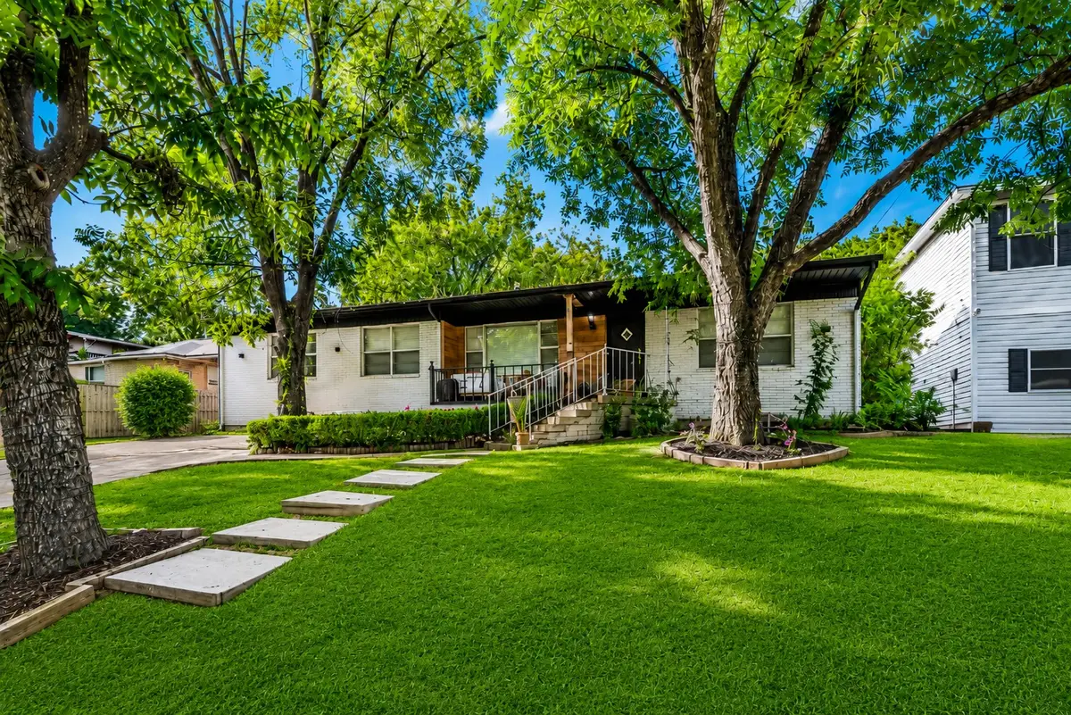 408 Ruby Road, Grand Prairie, TX 75050 - #1