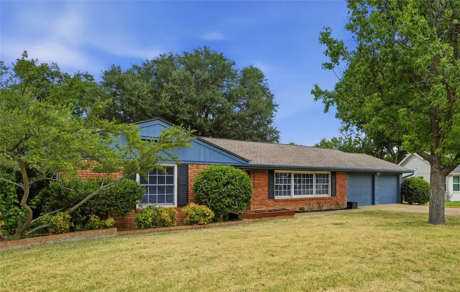 4908 Vega Court W, Fort Worth, TX 76133 - #2