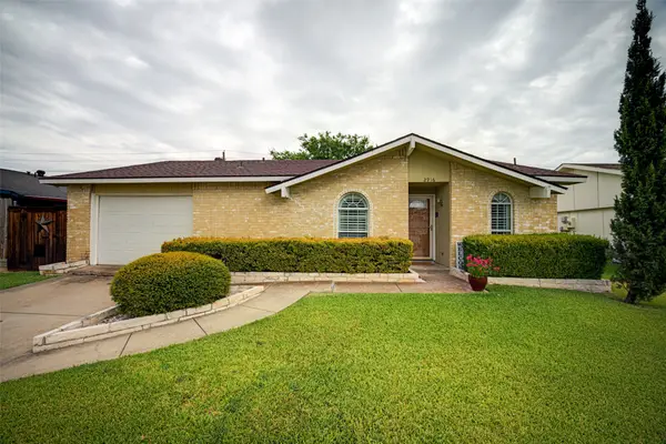 2916 Lockwood Drive, Carrollton, TX 75007