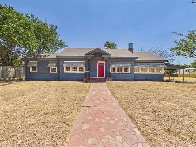 1305 Buchanan Street, Wichita Falls, TX 76309 - #1