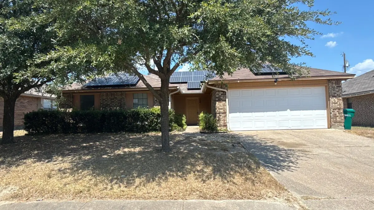 914 Larue Drive, Cedar Hill, TX 75104 - #1
