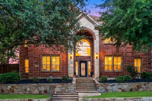 5501 Blazing Star Road, Frisco, TX 75036