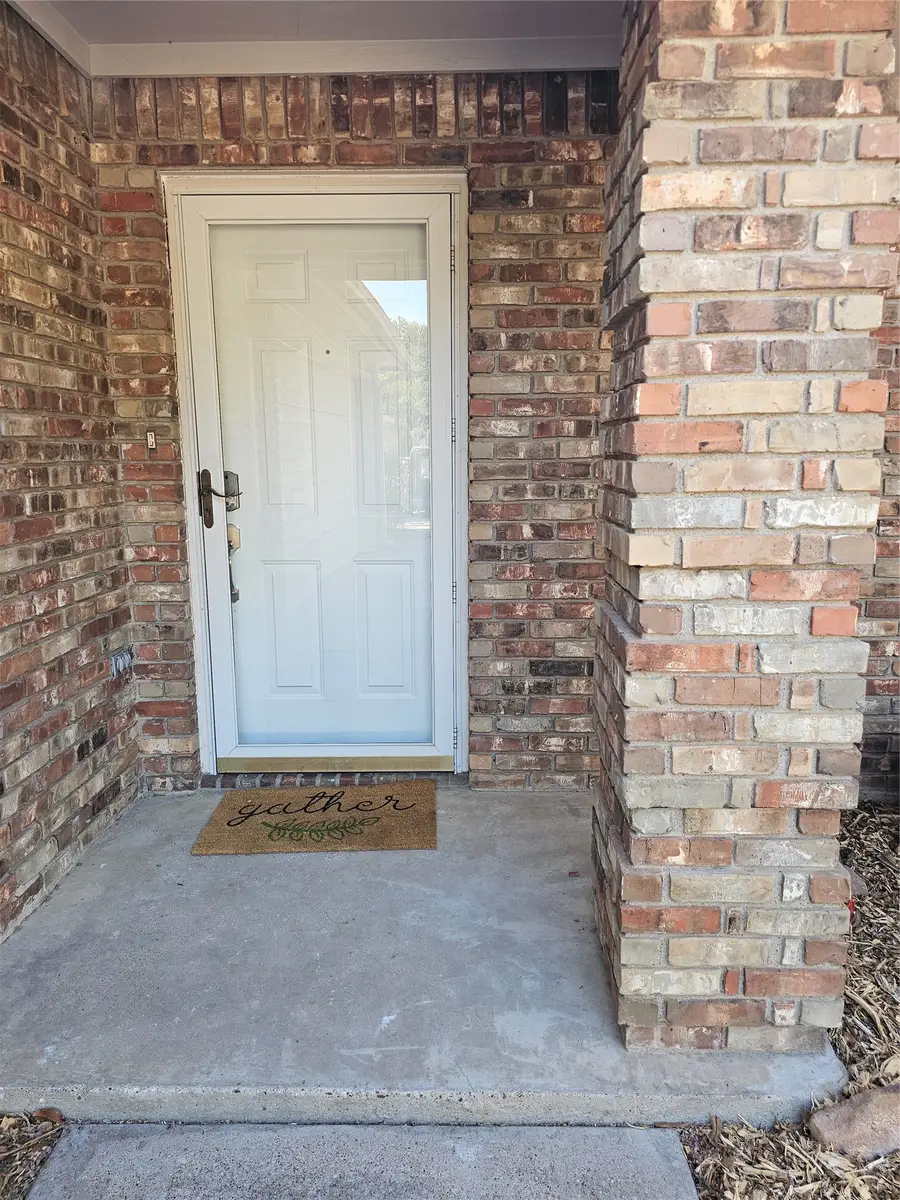 6300 Brownlee Lane, Arlington, TX 76018 - #3