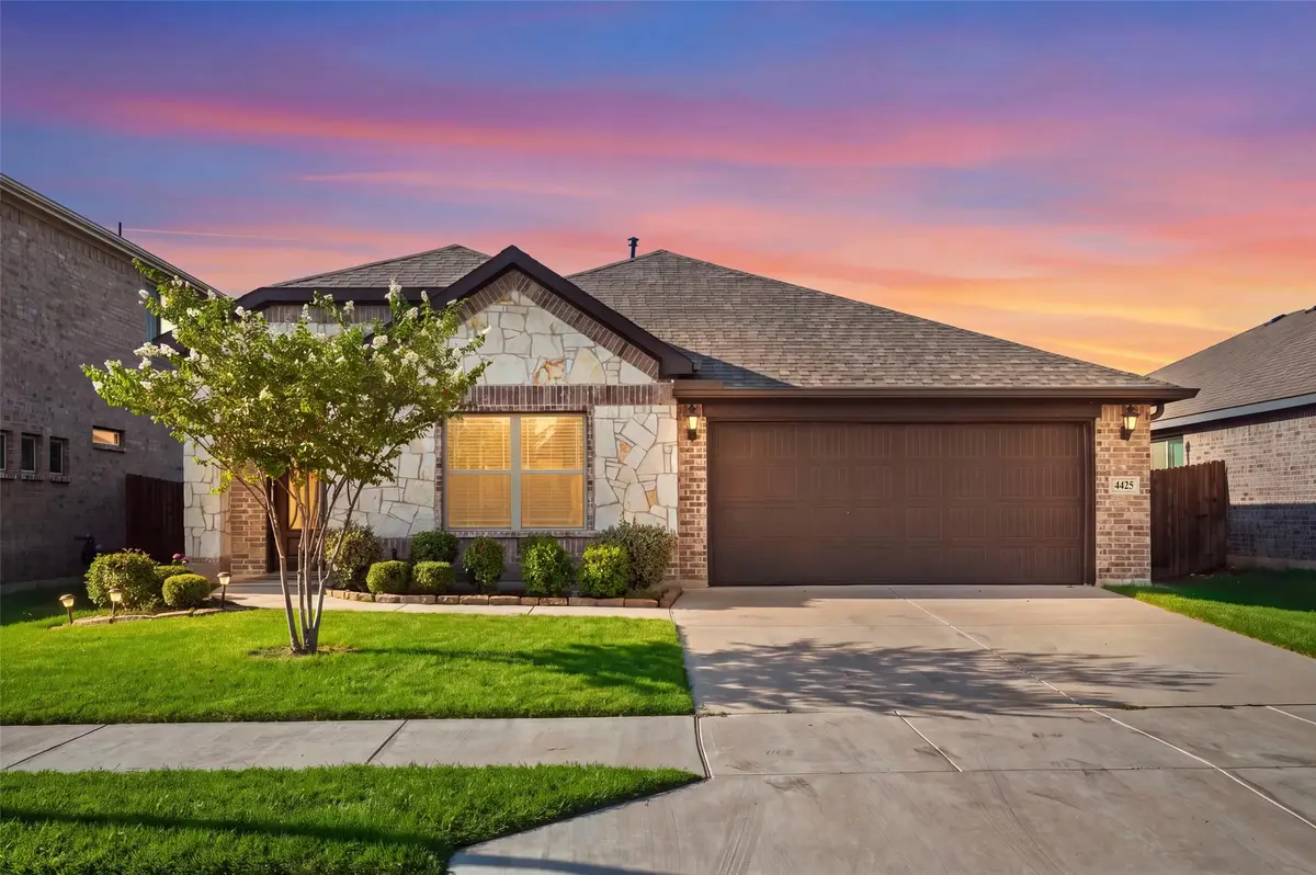 4425 Ridgehurst Lane, Fort Worth, TX 76036 - #1