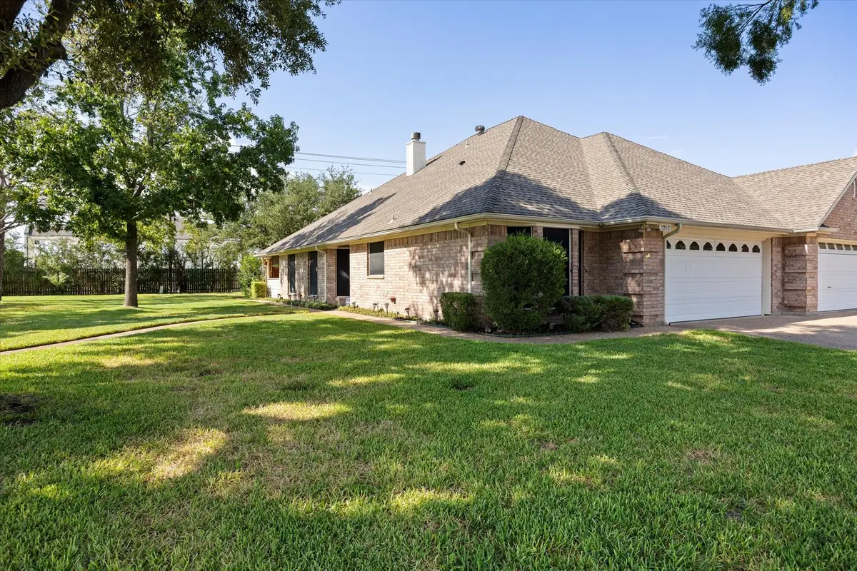 1202 Henard Lane, Granbury, TX 76048 - #1