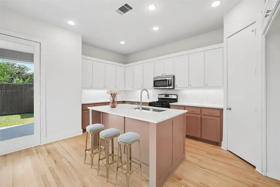 5642 Ellsworth Avenue, Dallas, TX 75206 - #3