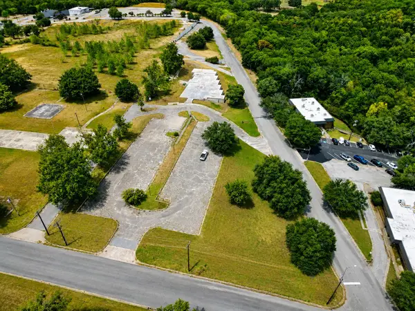 105 Memorial Drive, Denison, TX 75020