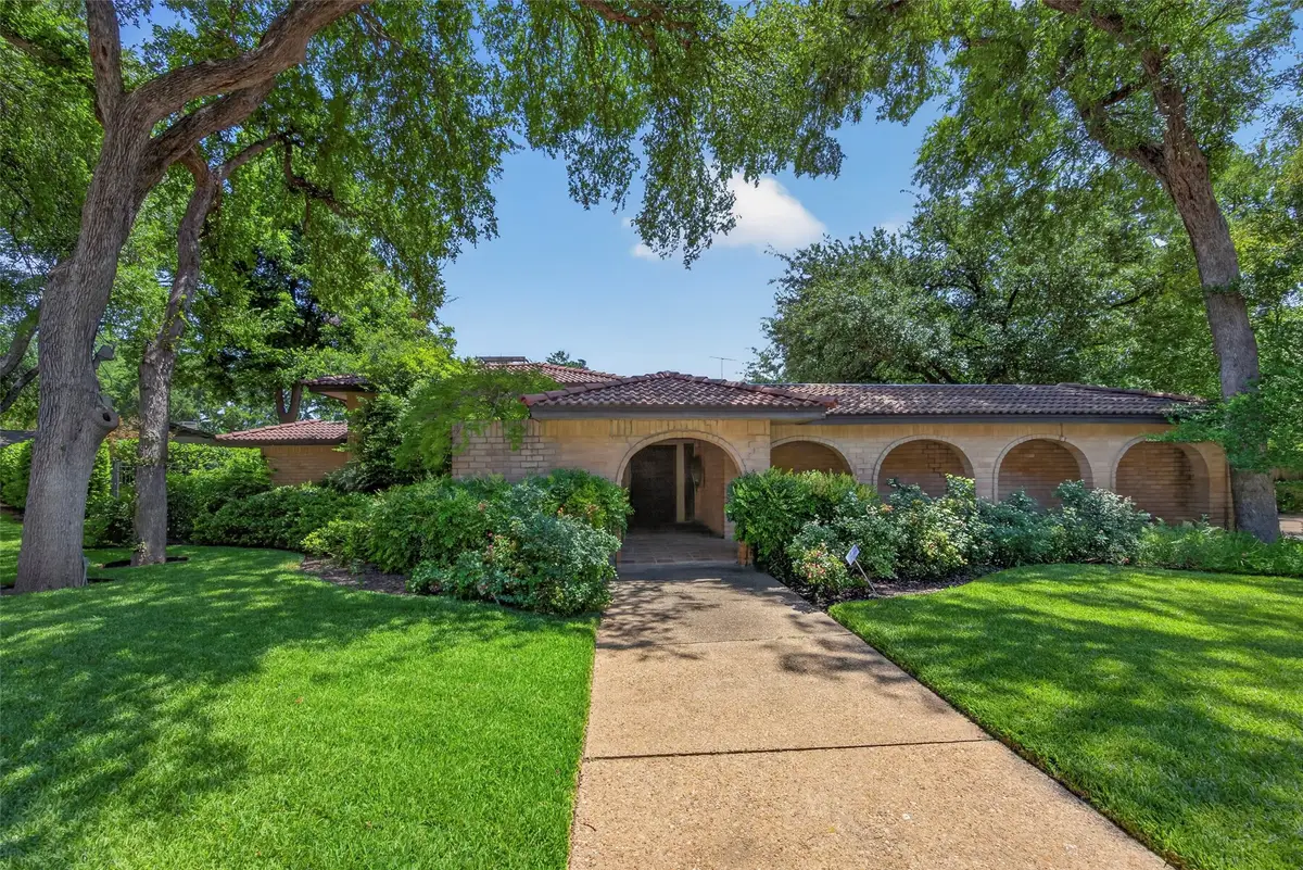 4204 Ledgeview Road, Fort Worth, TX 76109 - #1