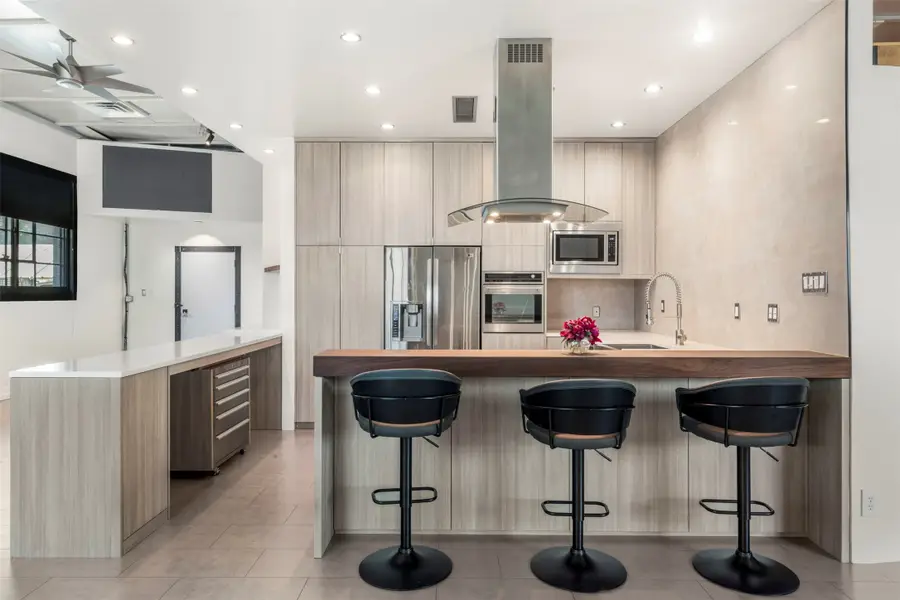 215 N Walton Street #9 & 11, Dallas, TX 75226 - #2