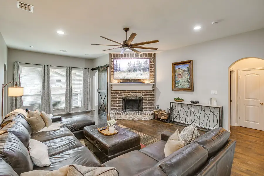 2721 Buffalo Run, Burleson, TX 76028 - #2