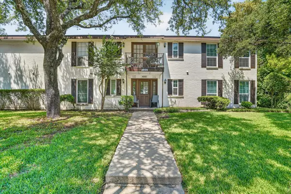 4000 Ridglea Country Club Drive #U, Fort Worth, TX 76126