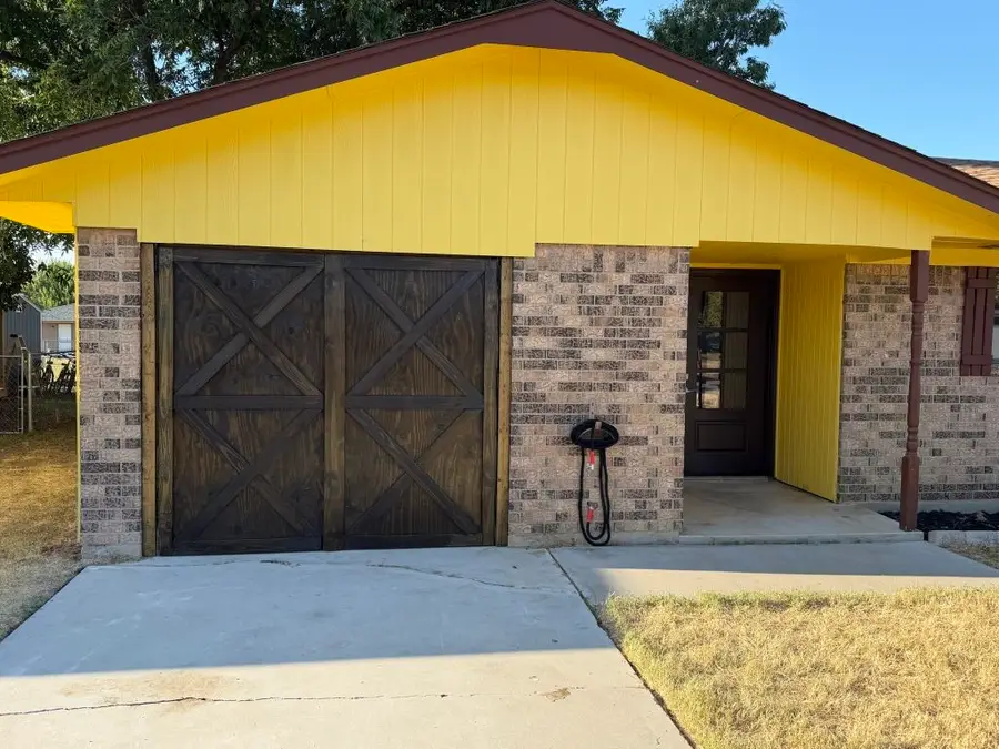 4403 Westridge Drive, Brownwood, TX 76801 - #2