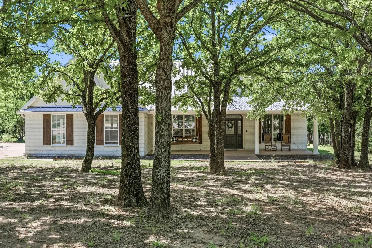 2055 County Road 1370, Alvord, TX 76225 - #1