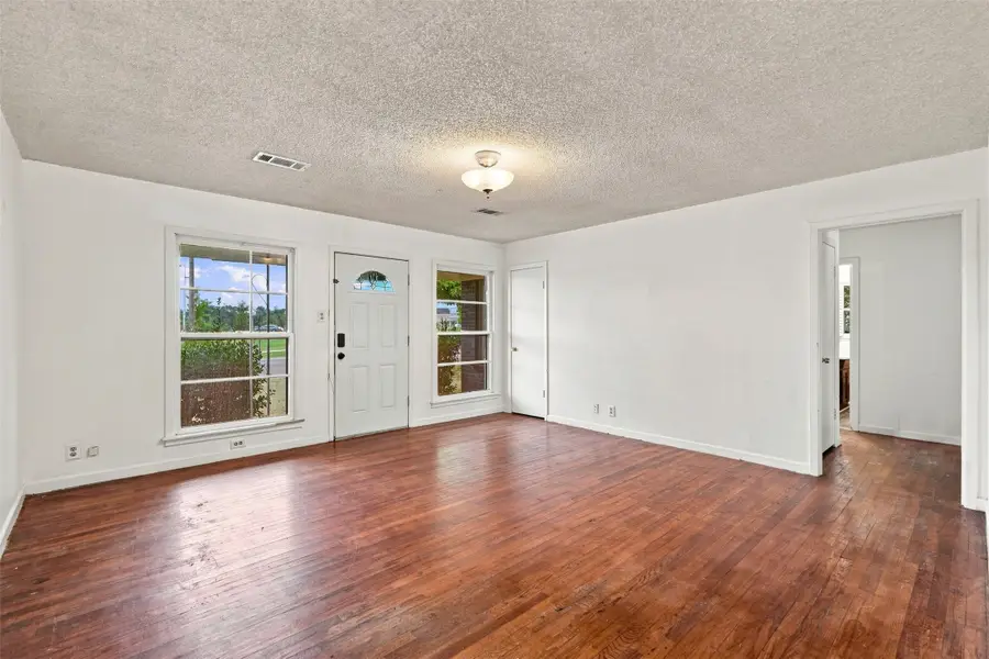 1804 E Wells Avenue, Sherman, TX 75090 - #2