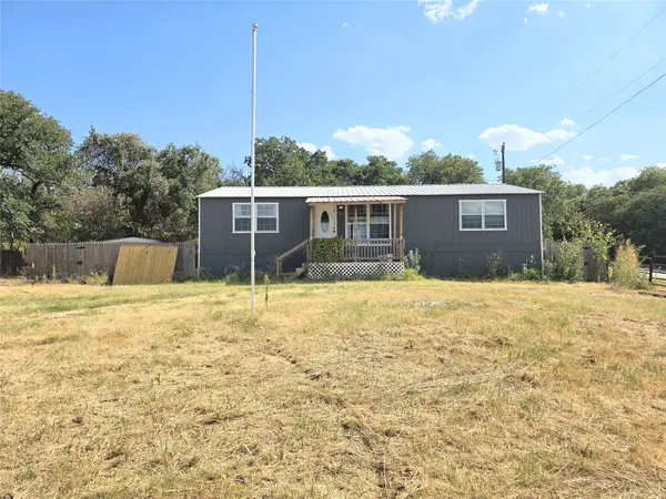 1413 Lynock Lane, Azle, TX 76020