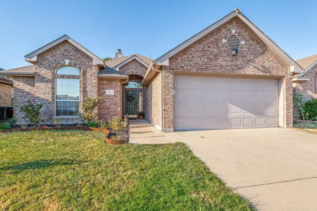 4533 Summerbrook Circle, Fort Worth, TX 76137 - #1