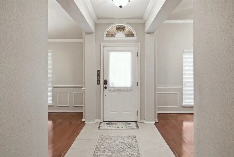 1112 Badbury Lane, Grand Prairie, TX 75052 - #3