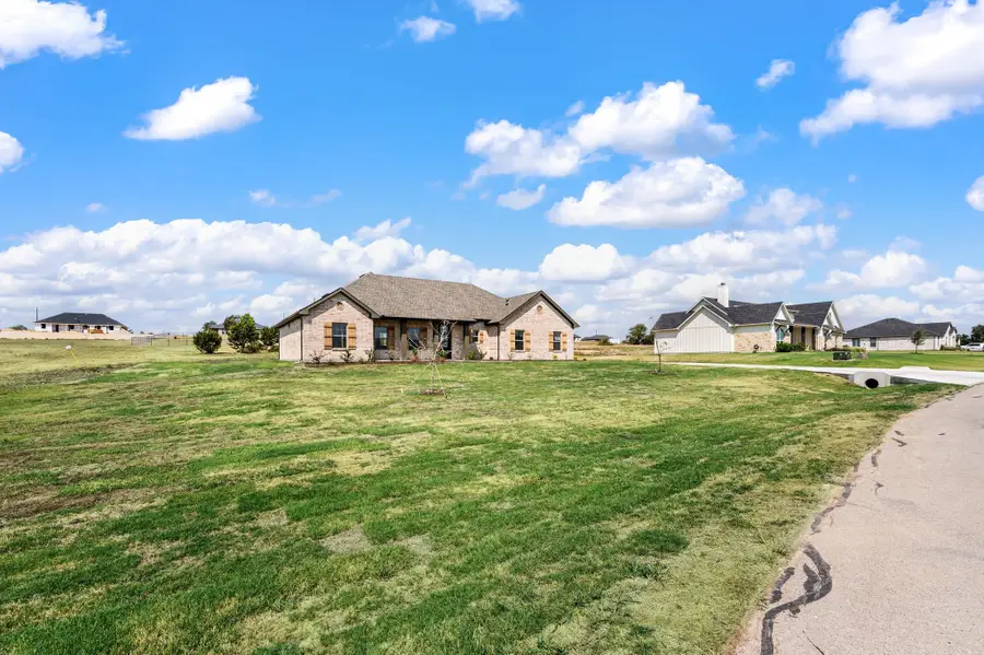1013 Gatlin Court, Springtown, TX 76082 - #3