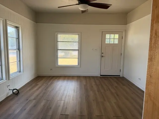 503 E Main Street, Decatur, TX 76234 - #3