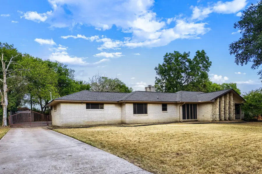 1760 S Duncanville Road, Cedar Hill, TX 75104 - #2