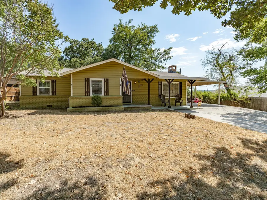 408 Inwood Road, Azle, TX 76020 - #2