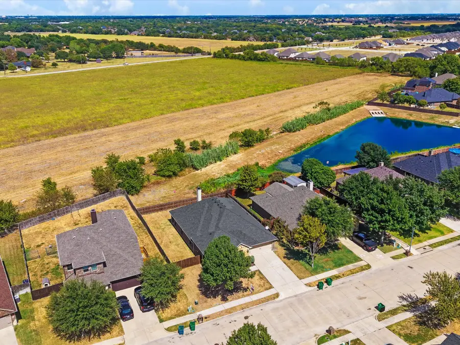 113 Holly Street, Waxahachie, TX 75165 - #3