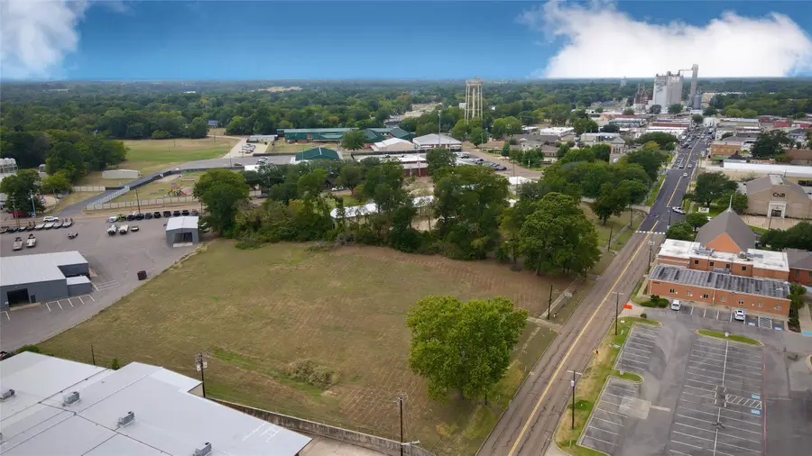 325 Jefferson Street, Pittsburg, TX 75686 - #3