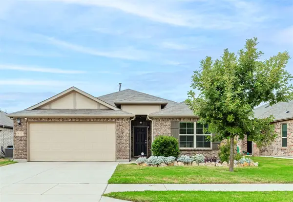 112 Plumed Thistle Drive, Fort Worth, TX 76131