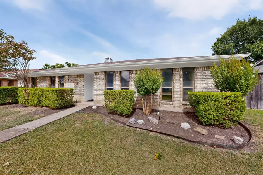 1302 N Yale Boulevard, Richardson, TX 75081 - #3