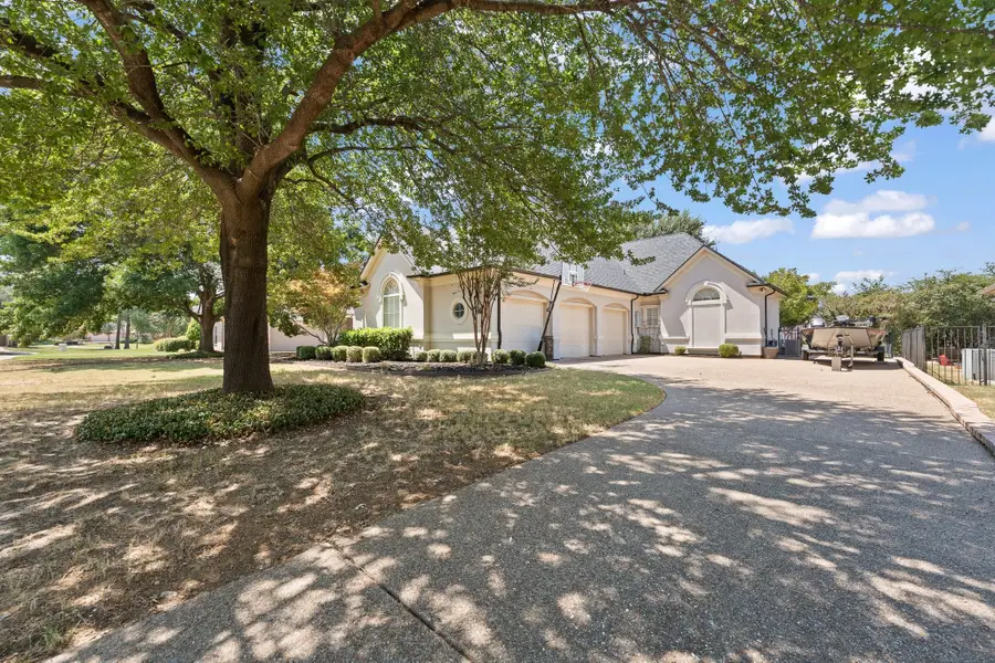 921 Fairway View Drive, Mansfield, TX 76063 - #3