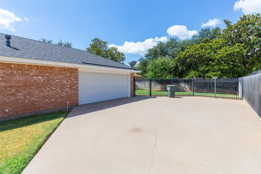 5566 Chimney Rock Road, Abilene, TX 79606 - #3