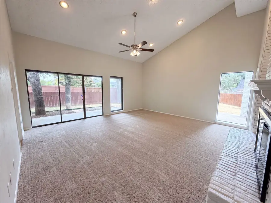 742 Hummingbird Circle, Lewisville, TX 75067 - #3