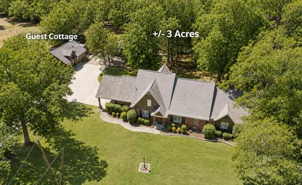331 S Larkin Road, Sunnyvale, TX 75182
