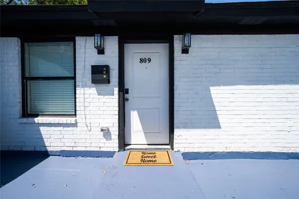 809 W Broadus Street, Fort Worth, TX 76115