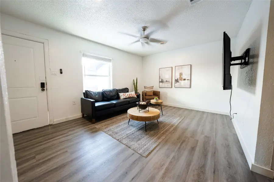 809 W Broadus Street, Fort Worth, TX 76115 - #3