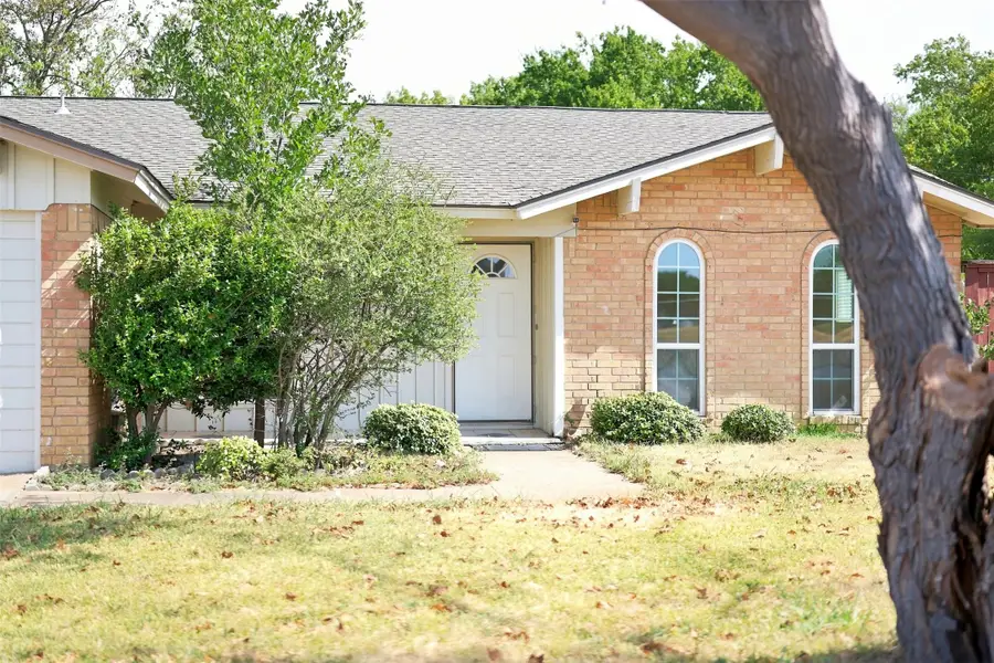 4207 Rainier Street, Irving, TX 75062 - #3