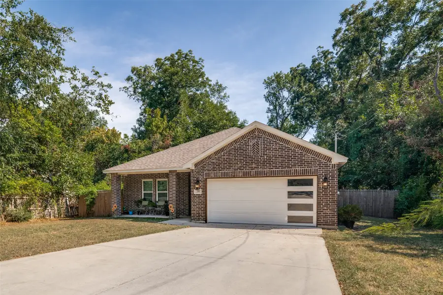 700 E Hickory Street, Kaufman, TX 75142 - #2