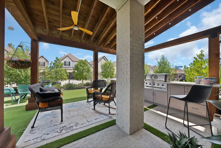 708 Prairie Falcon Drive, Arlington, TX 76005 - #2