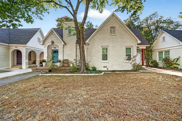 3217 Greene Avenue, Fort Worth, TX 76109
