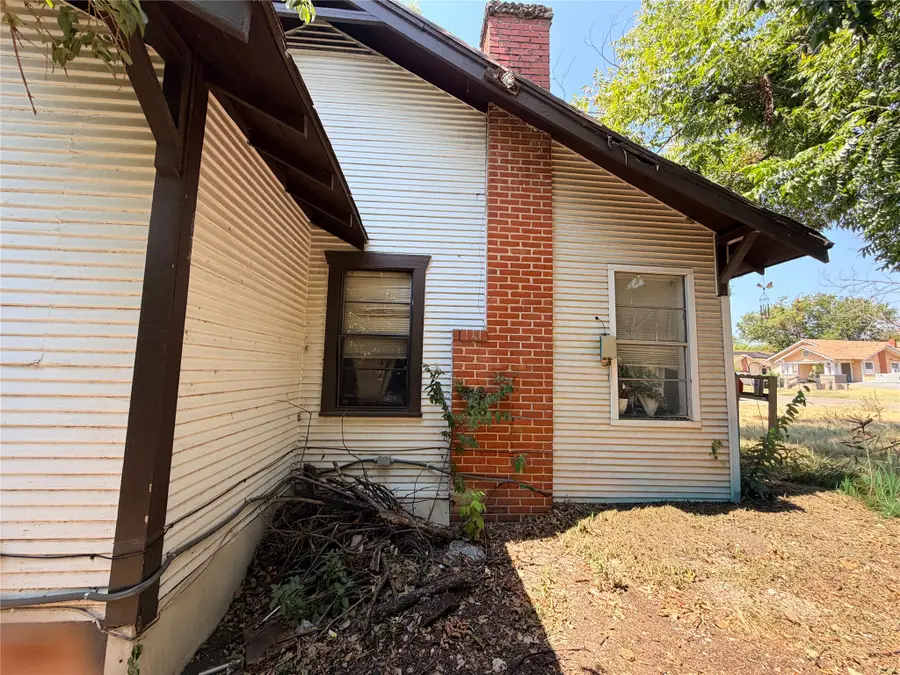2512 Colonial Avenue, Waco, TX 76707 - #2