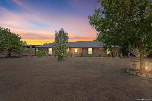 354 Bluebonnett Lane, Lorena, TX 76655