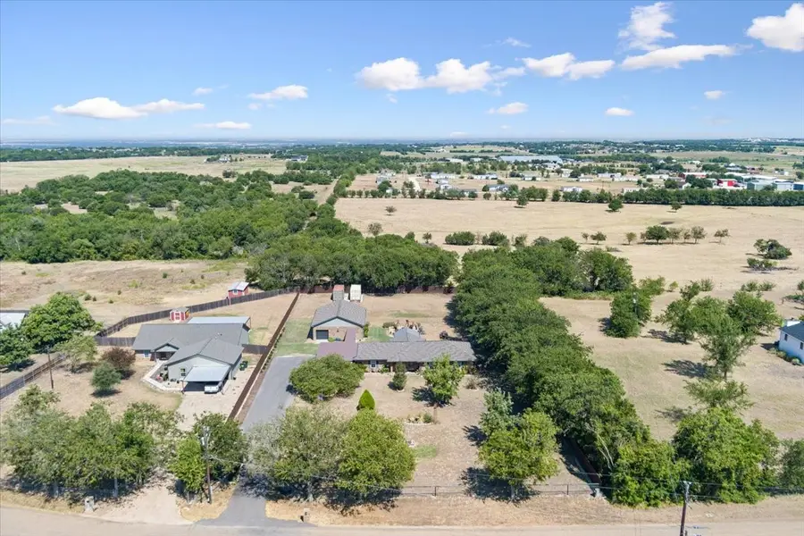 354 Bluebonnett Lane, Lorena, TX 76655 - #2