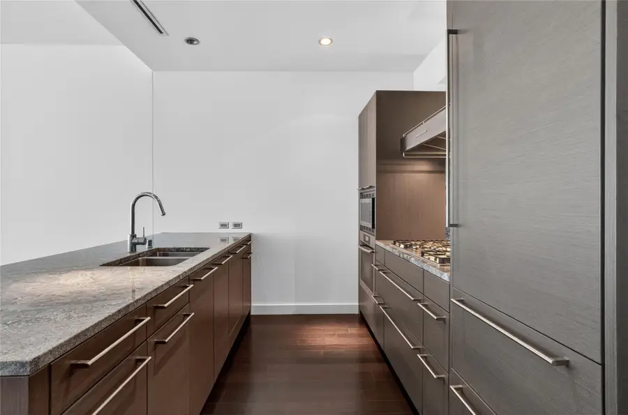 2900 Mckinnon Street #403, Dallas, TX 75201 - #3